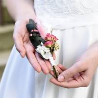 Trockenblumen Anstecker Bräutigam | Hochzeit | Zarte Liebe | weiss-rosa-pink-grün | Eukalyptus, Rosen, Hortensie