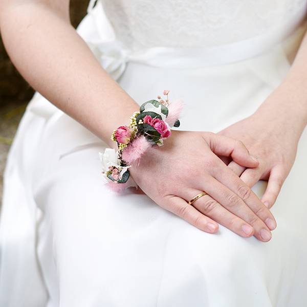 Trockenblumen Armband Braut | Trauzeugin | Hochzeit | Zarte Liebe | weiss-rosa-pink-grün | Eukalyptus, Lagurus, Rosen, Schleierkraut