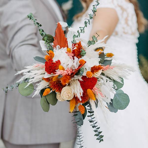 Trockenblumen Brautstrauß | Brautstrauss Trockenblumen | amber orange